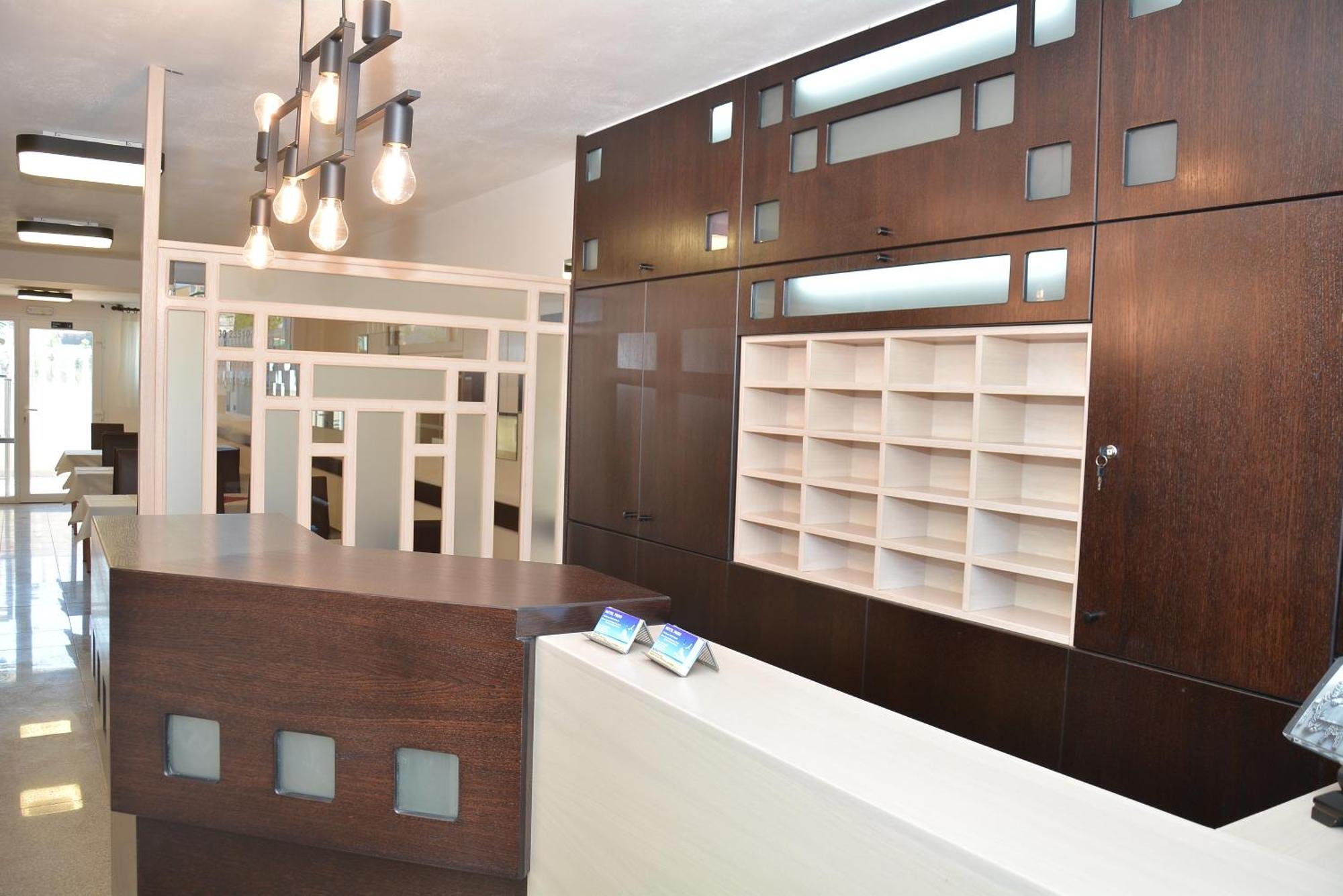 Hotel Paris Paralia Katerinis Ngoại thất bức ảnh